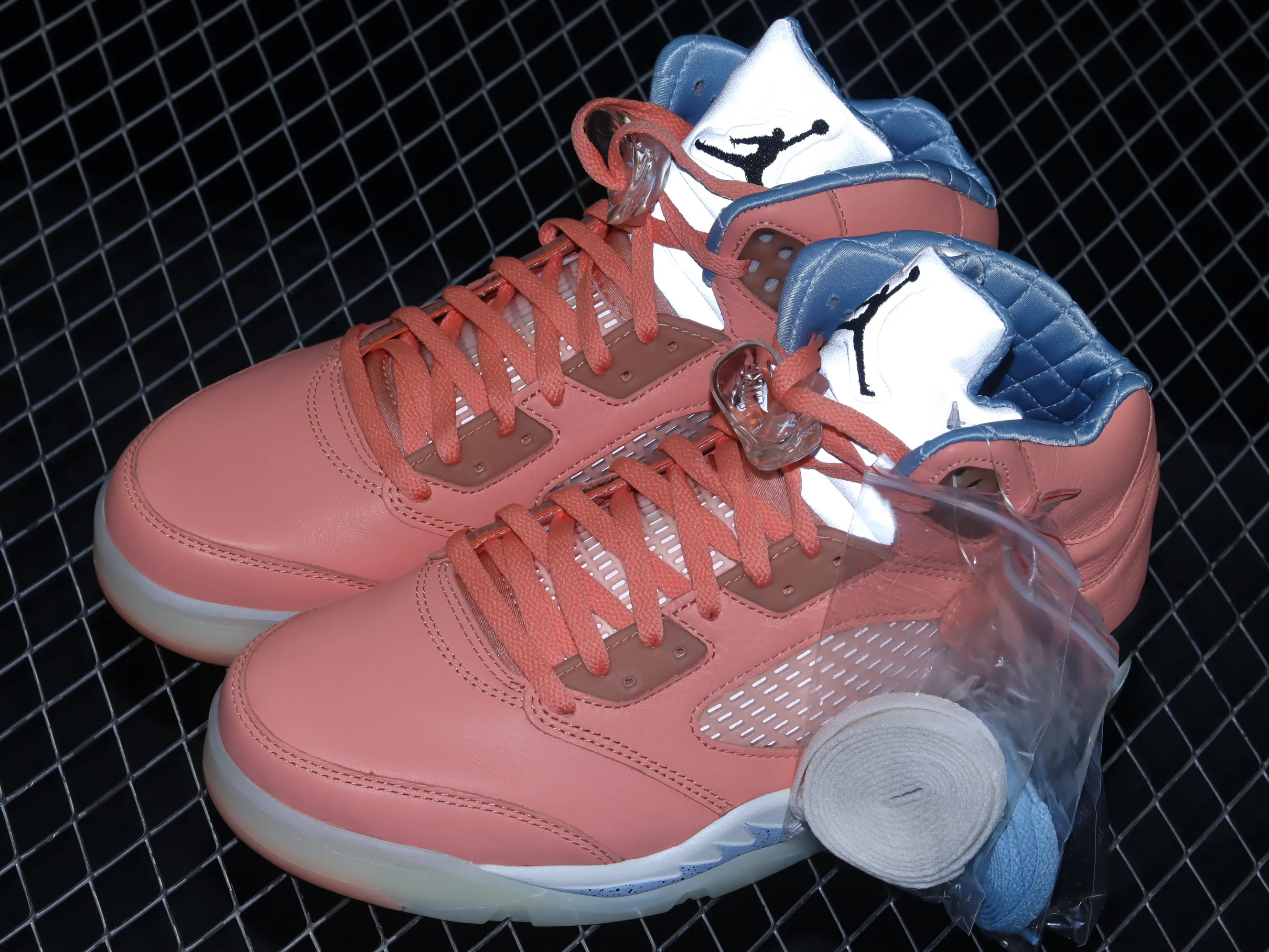 All categories Air Jordan Jordan series basketball shoes Air Jordan 5 pure original version DJ Khaled x Air Jordan 5 We The Best "Crimson Bliss" AJ5 Joe 5 joint model DV4982-641